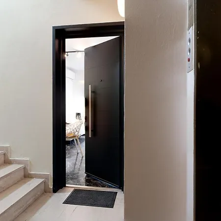 Apartment Lux Next To Port & Center Heraklion (Crete)